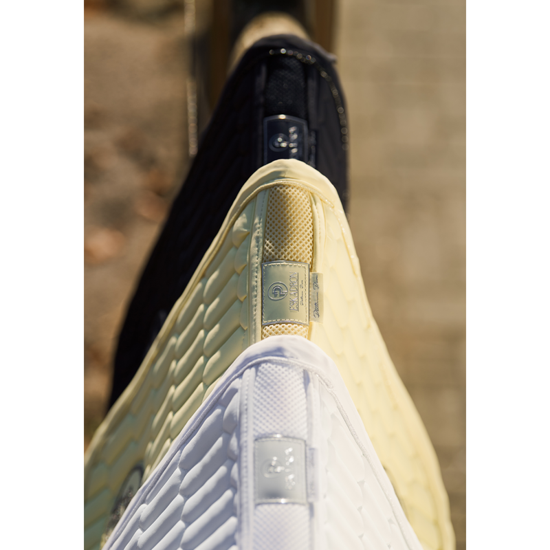 Eskadron Softshell Avantgarde Saddlecloth Platinum Pure SS23 - White-2